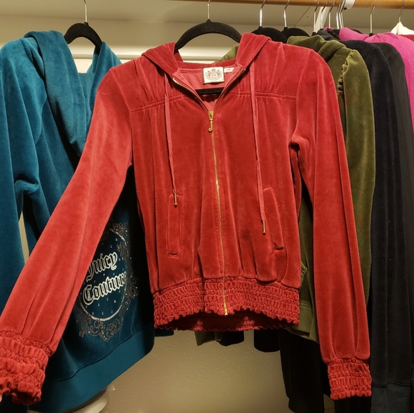 Vintage Juicy Couture velour Tracksuit jacket - Picture 2 of 4